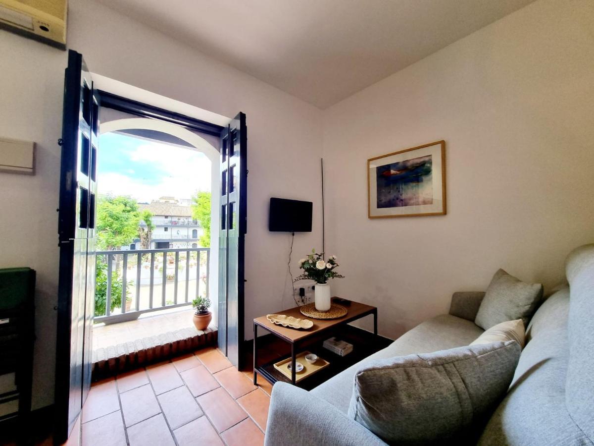 Apartamento Con Patio Sevillano Εξωτερικό φωτογραφία